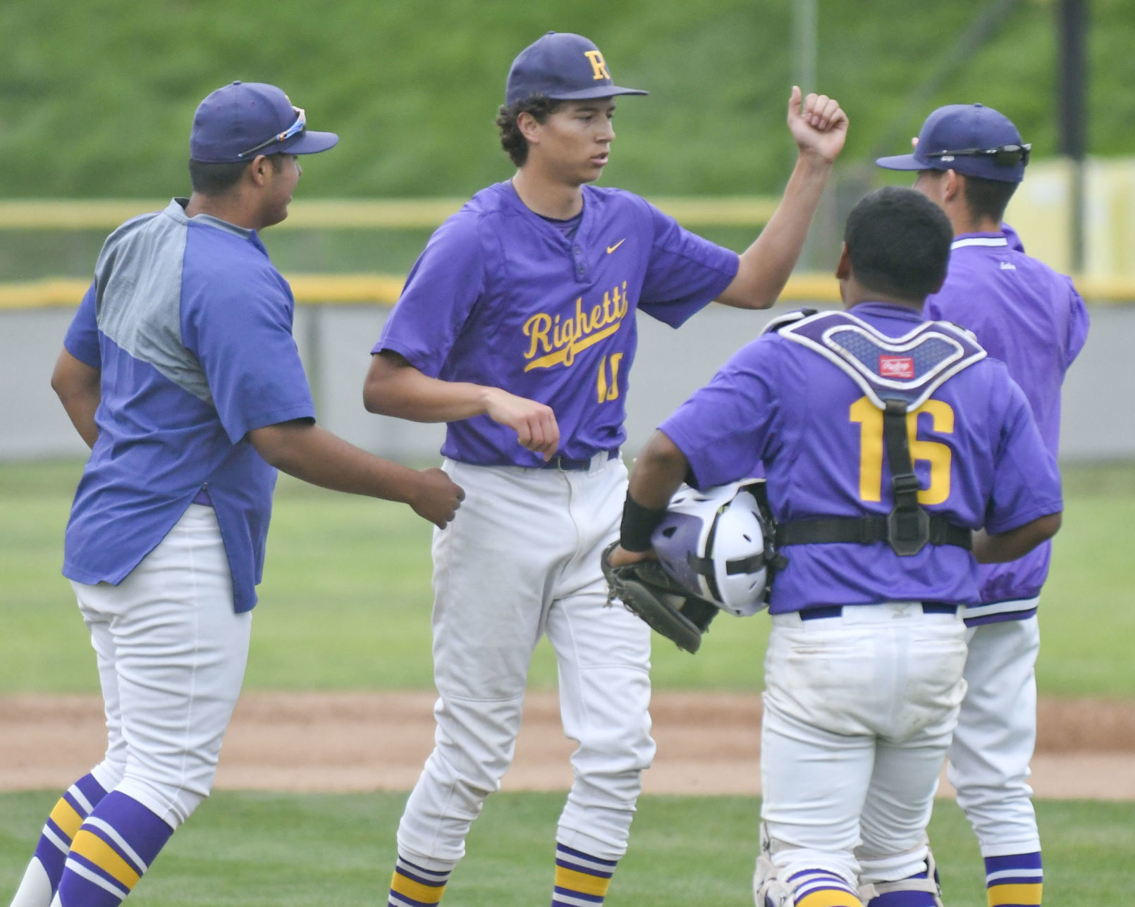050819 Centennial RHS baseball 05.jpg